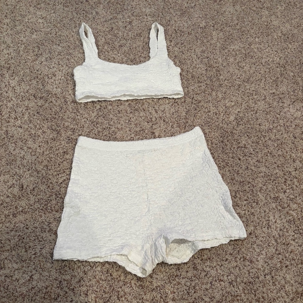 White Fox Boutique Textured Set